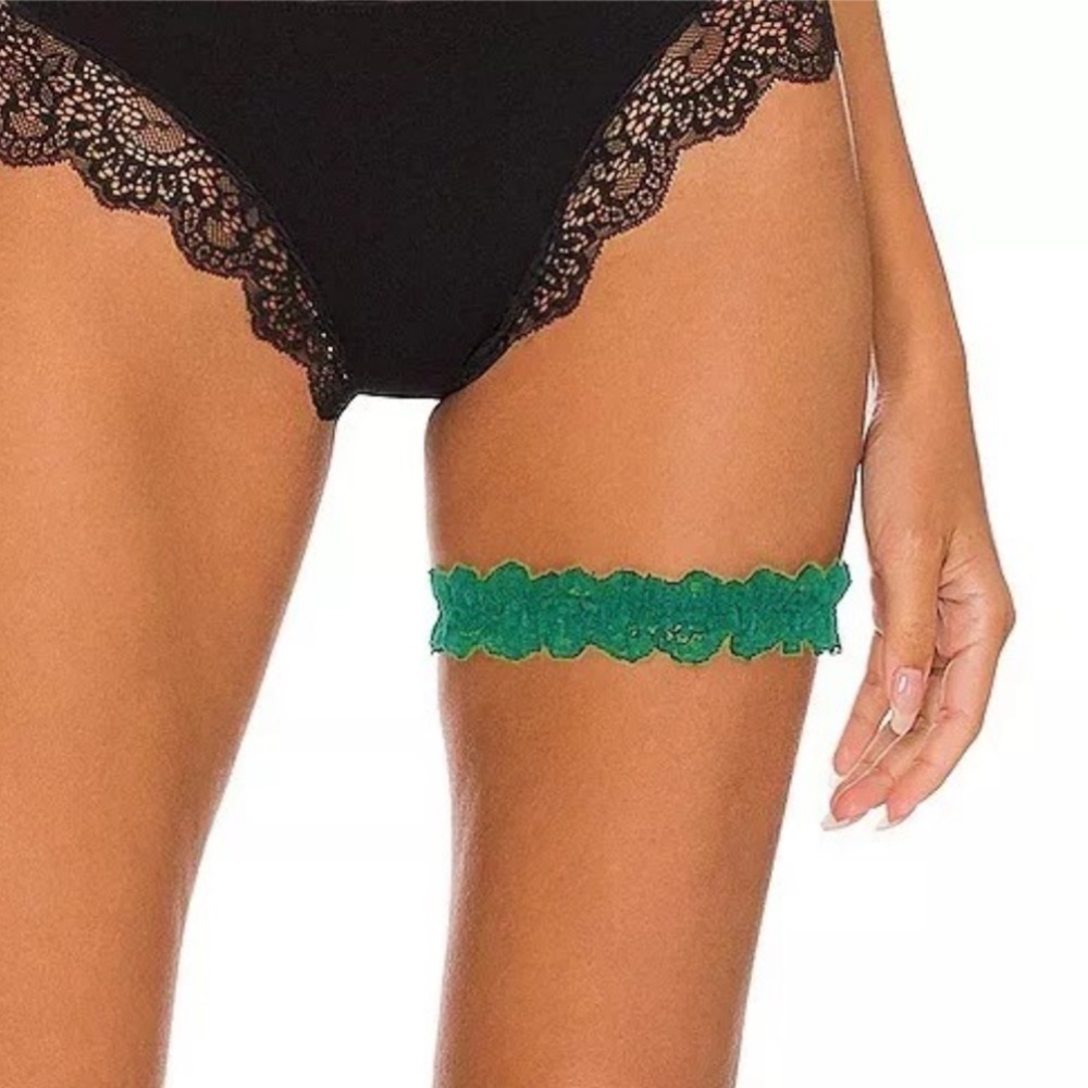 We are HAH Revolve One and Done Emerald Green Garter OS New NWT